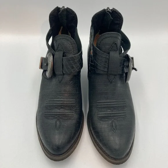 Ariat Dulce Black Leather Western Ankle Boots Buckle Detail Size 6.5‎ - Picture 5 of 15